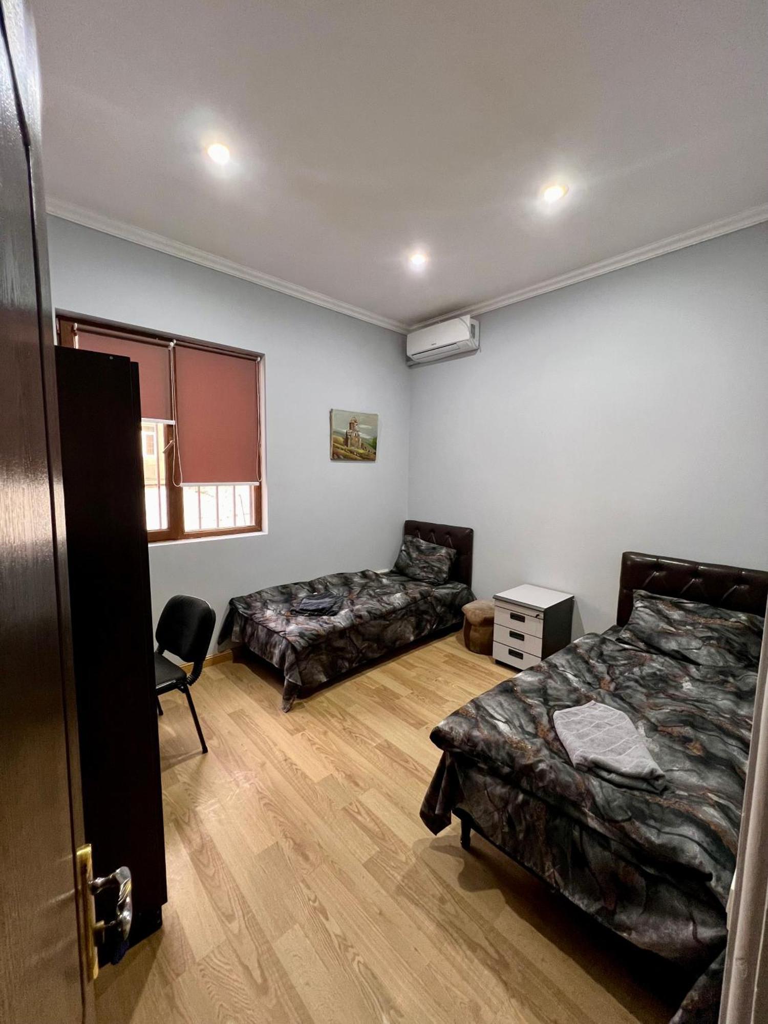 Armenia Guest House In Komitas Yerevan Exterior photo